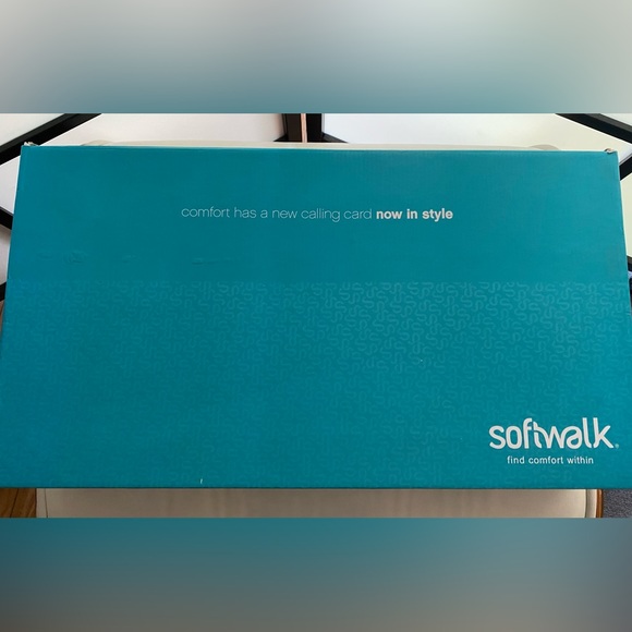 SoftWalk Knox boots, size 8 1/2 - Picture 10 of 13